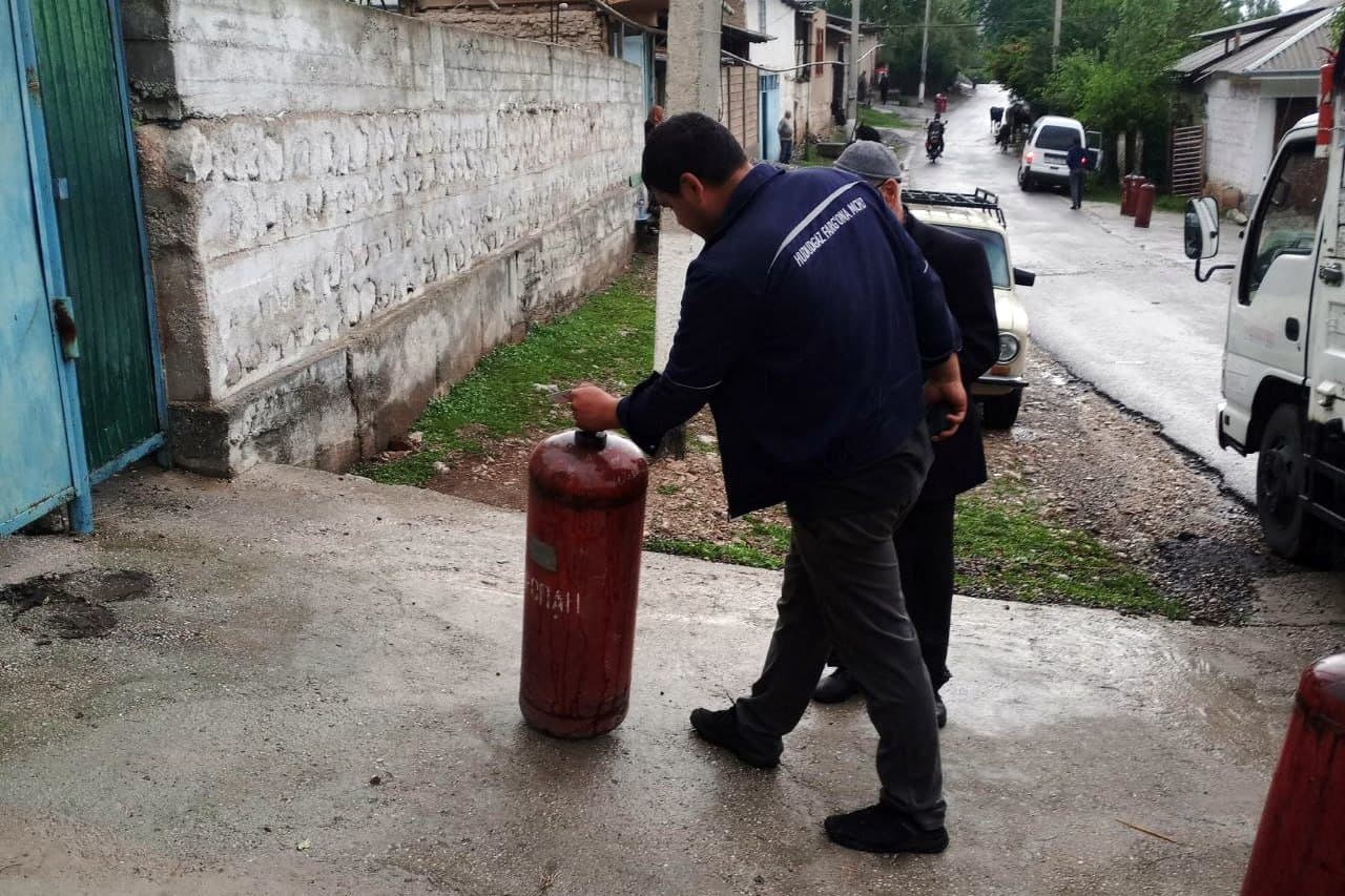Liquefied Gas Delivered to Residents of Shohimardon Mahalla