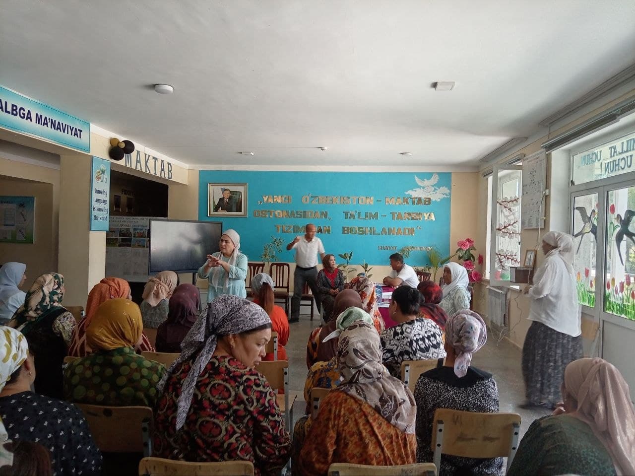 Roundtable Discussion Held with Women Included in the “Women’s Register”