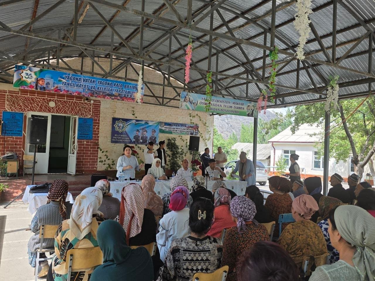 Roundtable Discussion Held with Women in Need of Legal Assistance