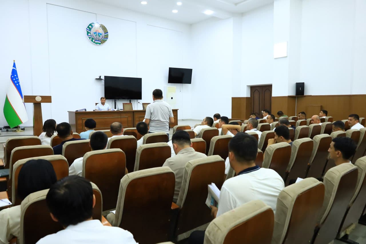 Priority Socio-Economic Issues Discussed During the District Administration Meeting