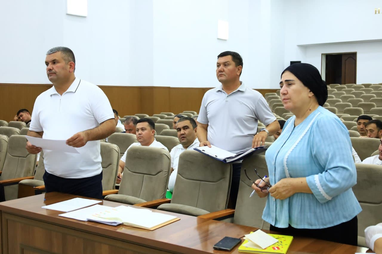 Priority Socio-Economic Issues Discussed During the District Administration Meeting