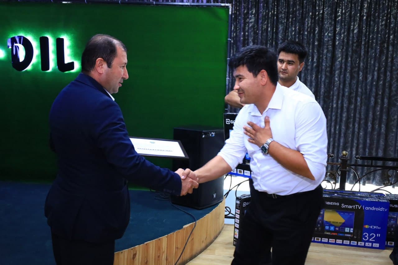 Active Youth Leaders Honored in Fergana District on Youth Day