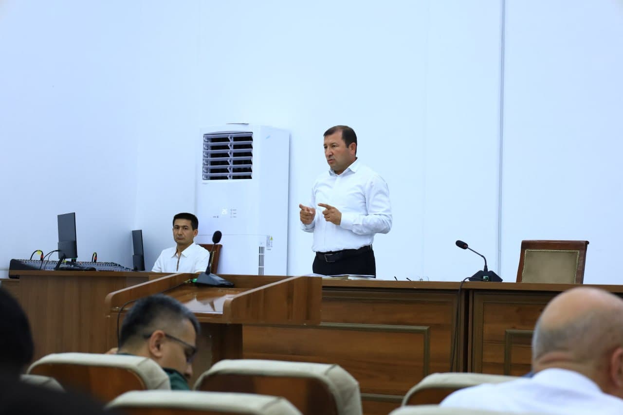 Meeting Focuses on Citizens' Appeals and Preparations for Major Events