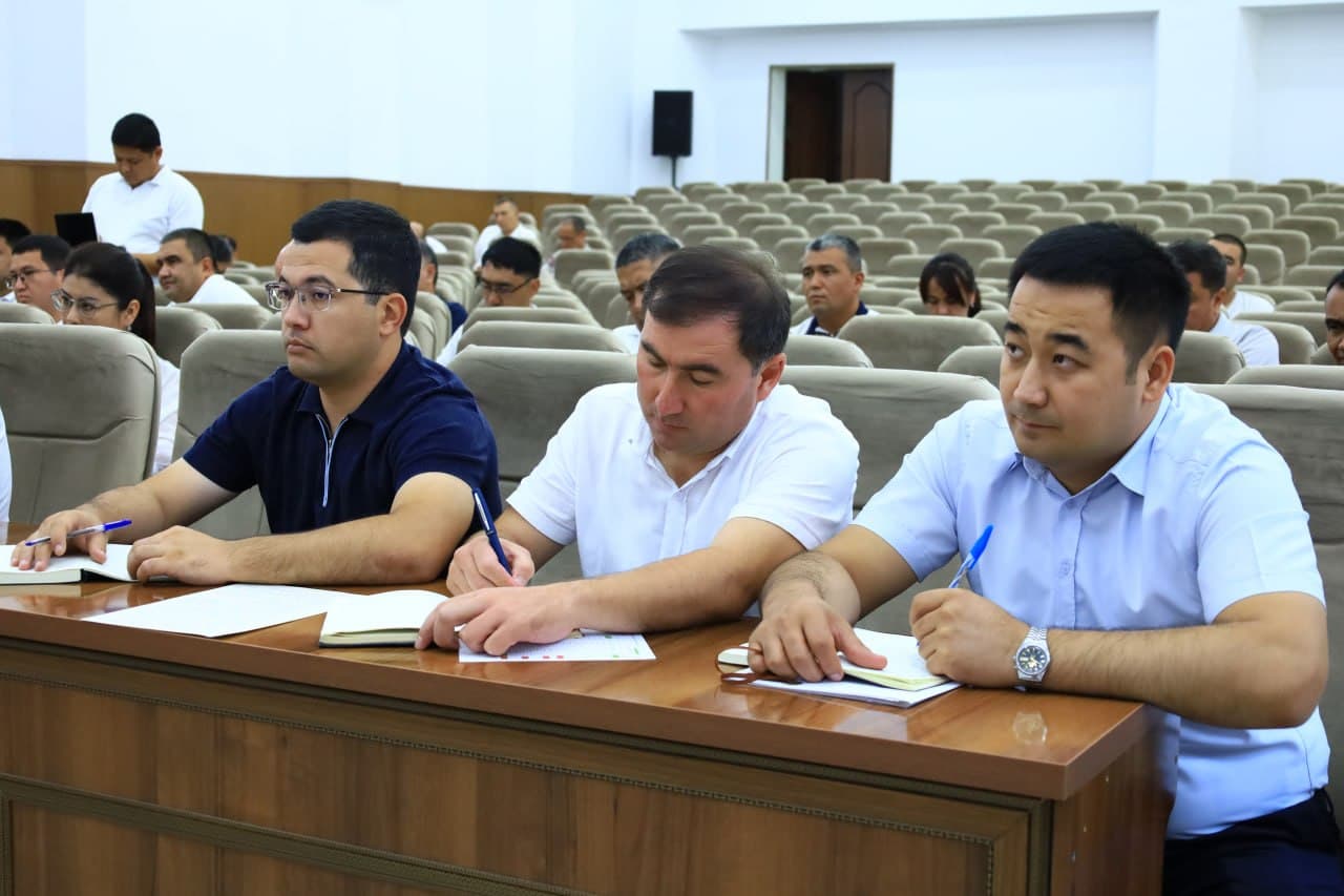 Meeting Focuses on Citizens' Appeals and Preparations for Major Events