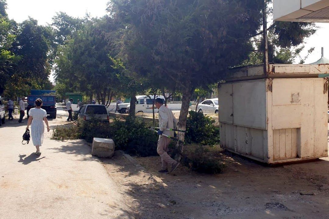 Community Clean-Up Campaign Continues Across Fergana District