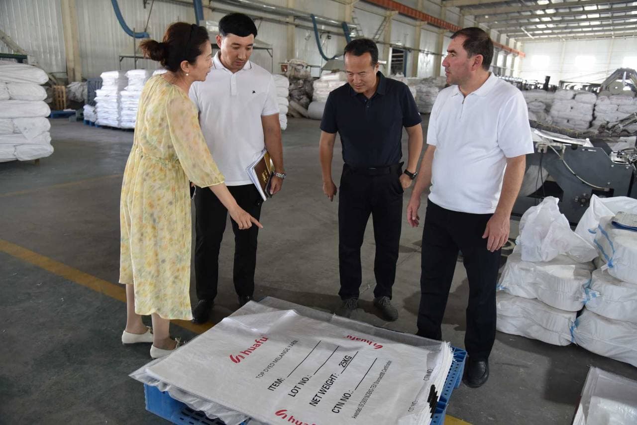 Packaging Production Projects Discussed with a Chinese Company