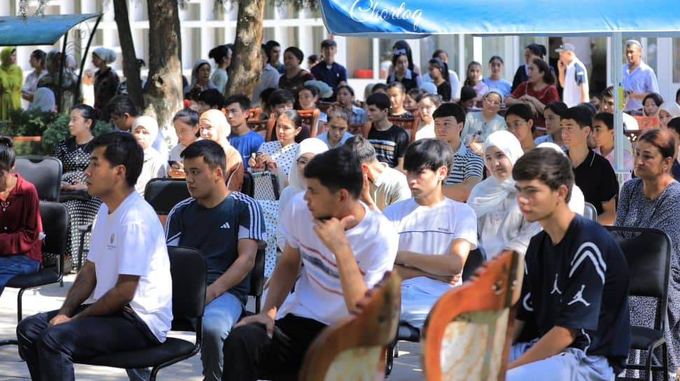 Mobile Reception and Open Dialogue with Youth Held in Fergana District