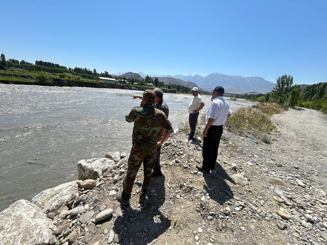 Flood and Mudflow Risk Reduction Measures Reviewed in the Shohimardon Area