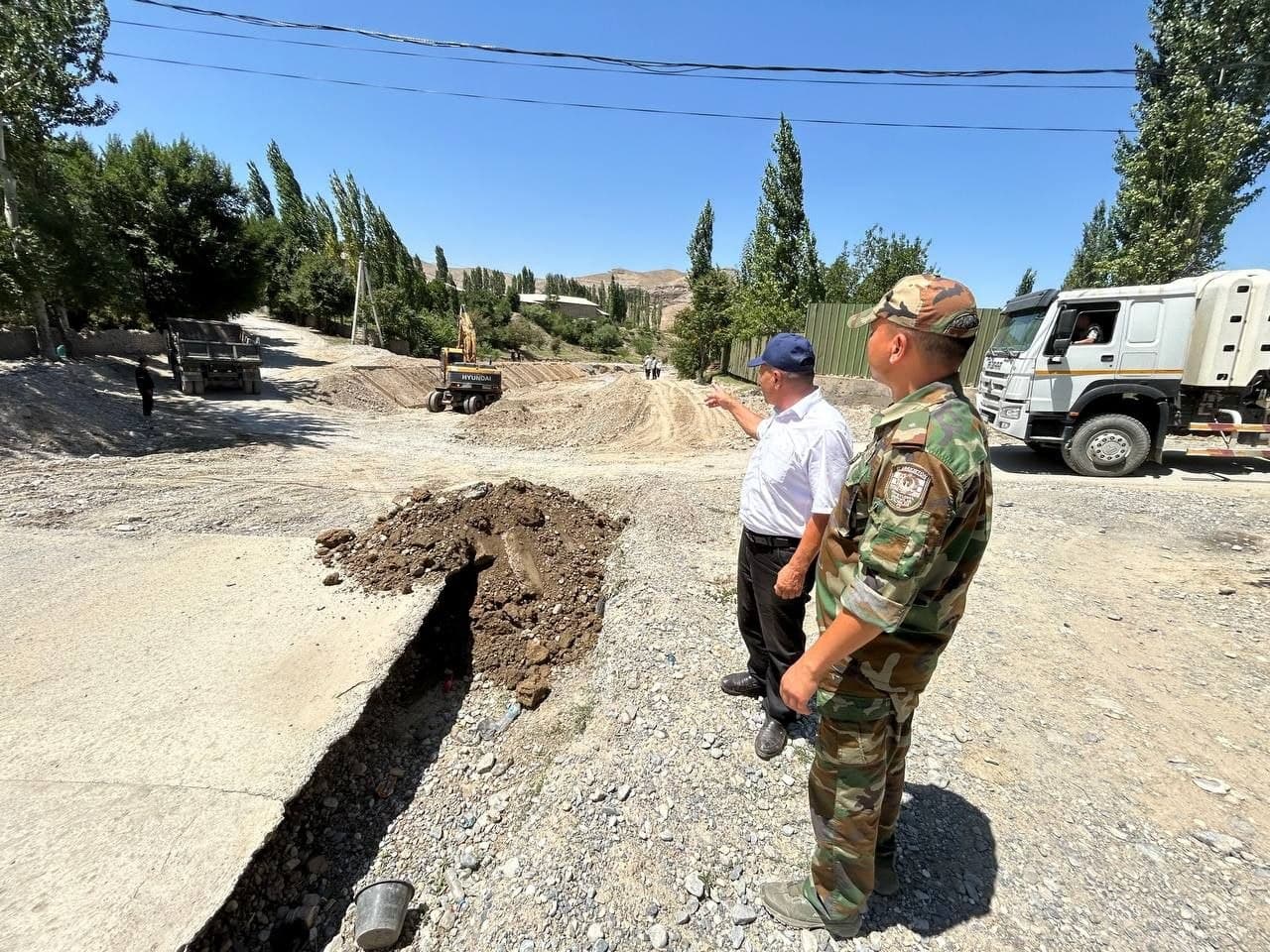 Flood and Mudflow Risk Reduction Measures Reviewed in the Shohimardon Area