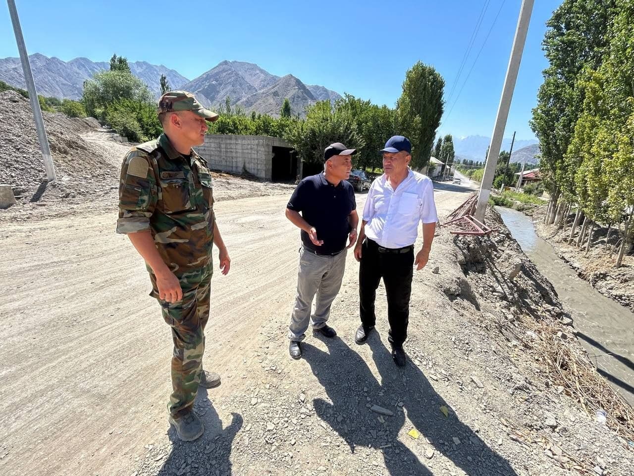 Flood and Mudflow Risk Reduction Measures Reviewed in the Shohimardon Area