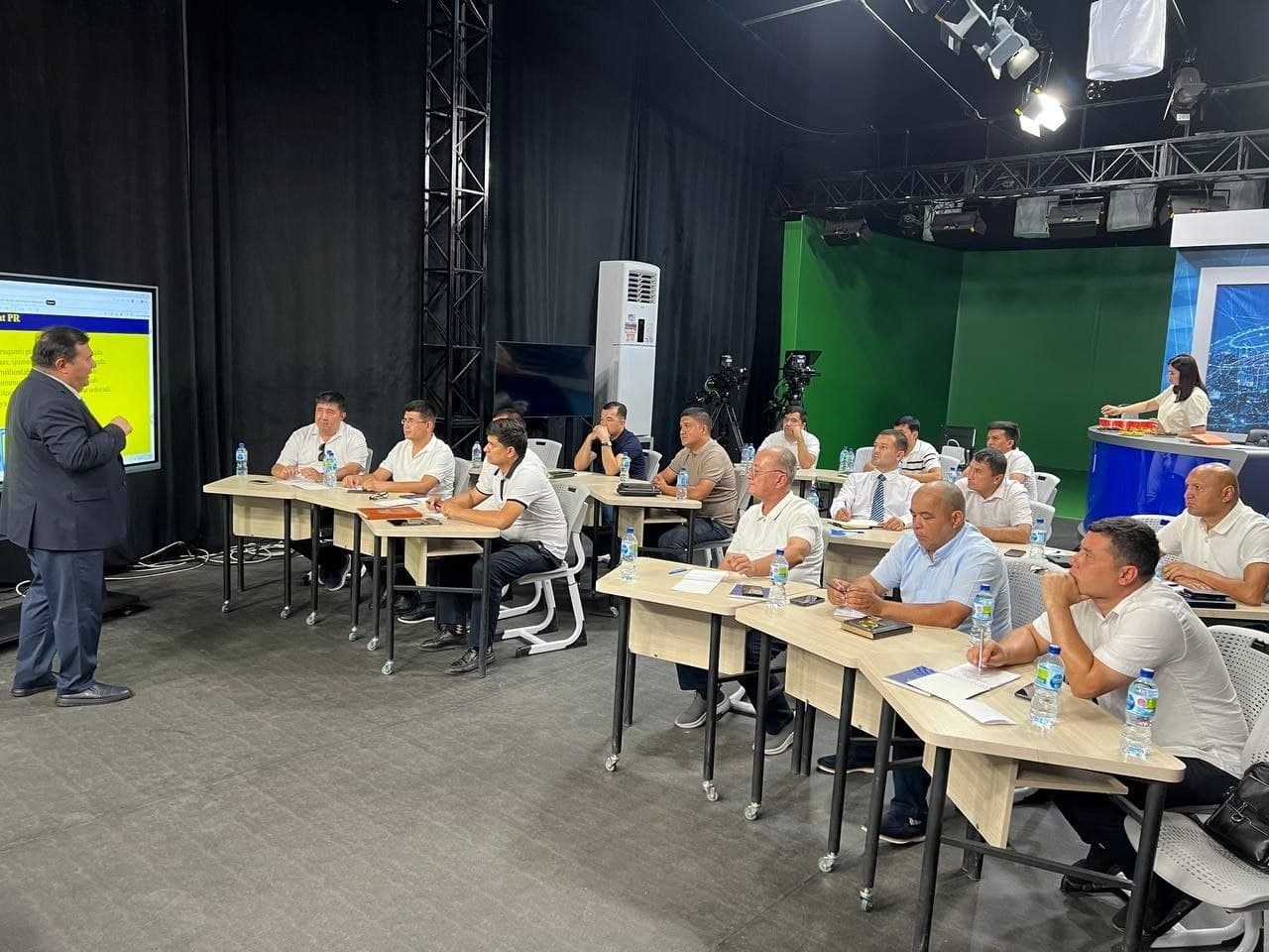 Seminar-Training for Heads of Information Services Begins in the Capital