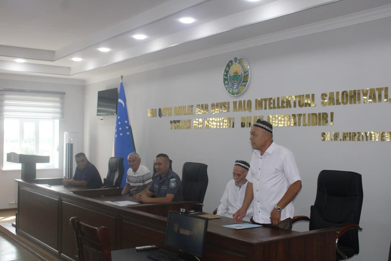 Spiritual and Educational Meeting Held at the Fergana District Department of Internal Affairs under the “Three Generations” Principle