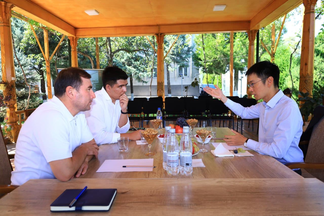 Cooperation with a Foreign Investor Discussed