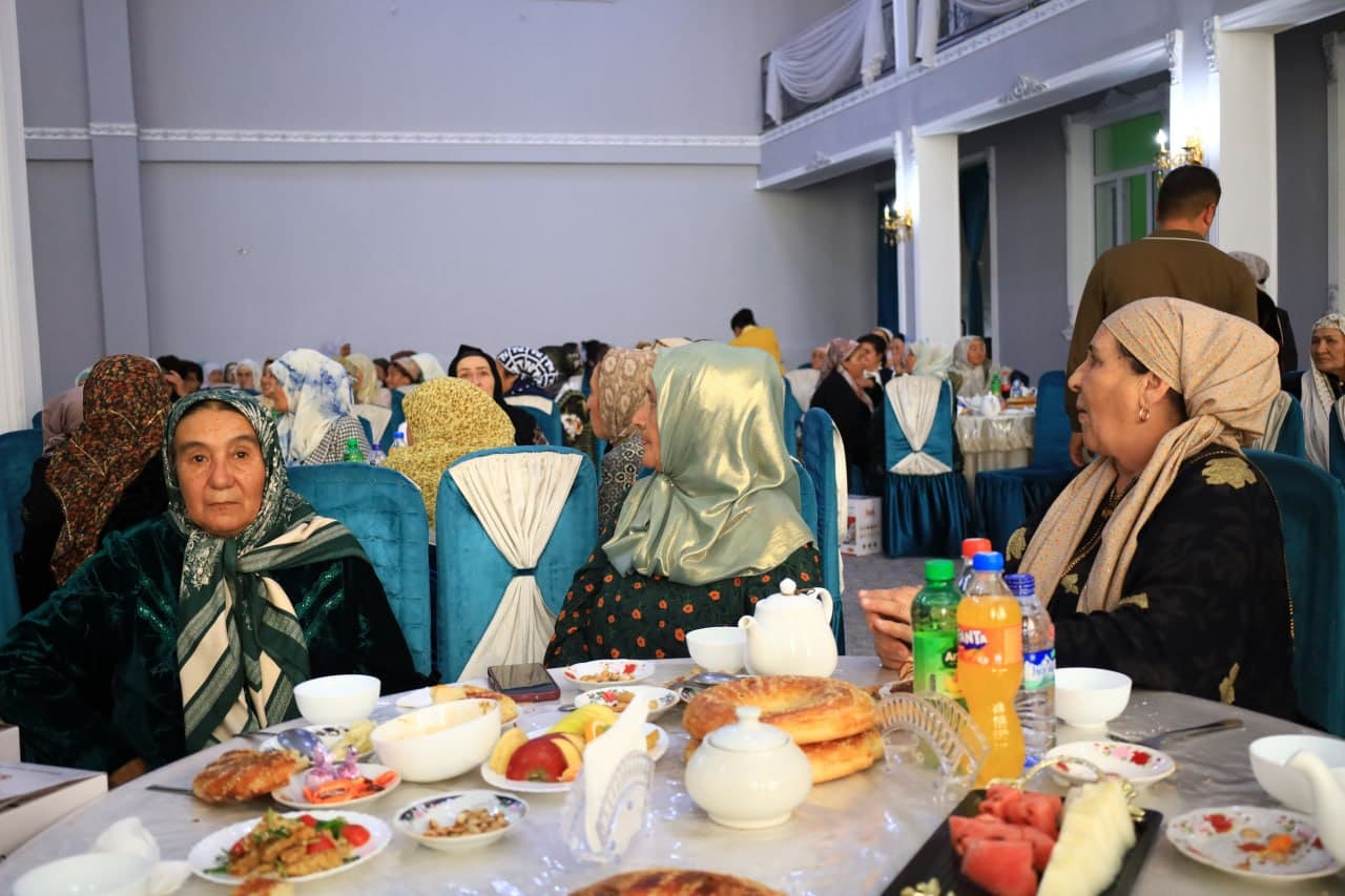 Honoring Esteemed Teachers
