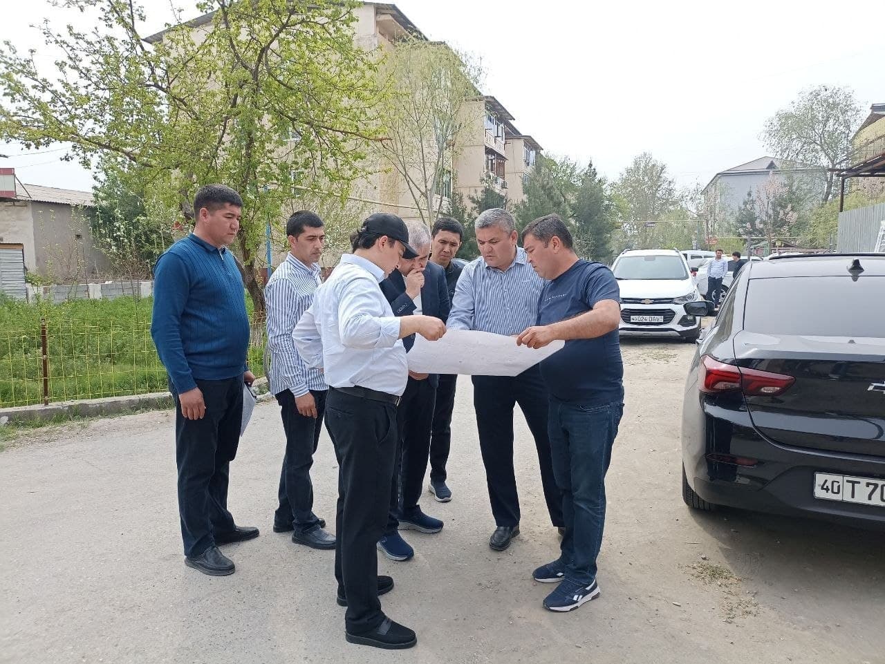 A.Navoiy MFYdagi ko‘p qavatli uylar aholisi uchun qulay sharoitlar yaratiladi