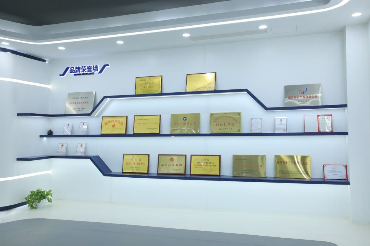 The Quvasoy delegation studied the activities of a major pharmaceutical manufacturing enterprise
