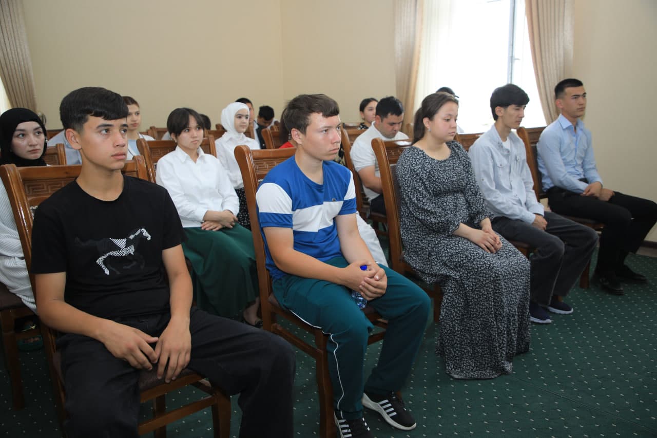 Open Dialogue with Young Entrepreneurs Held in Quvasoy
