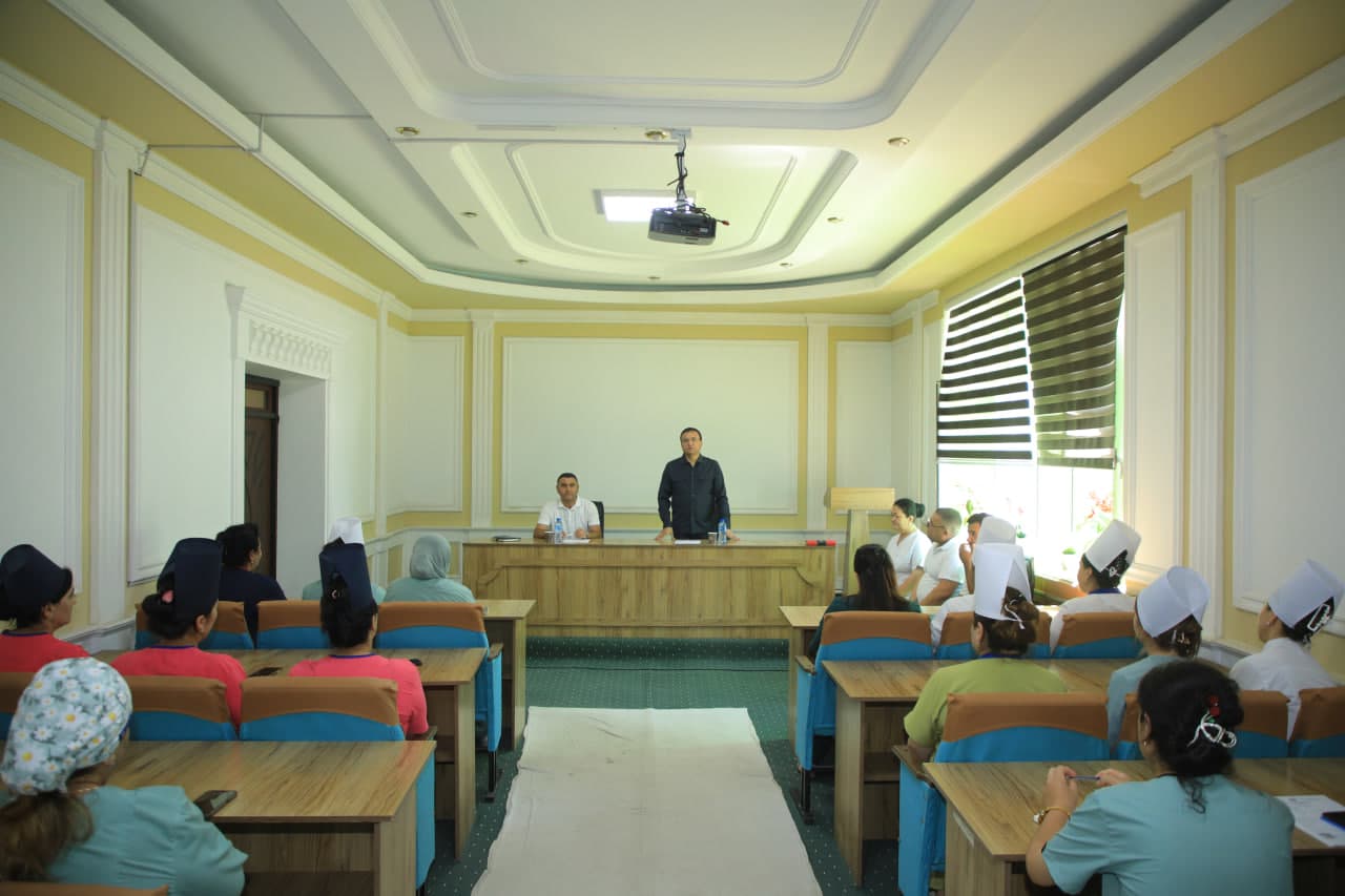 Yosh tibbiyot xodimlari bilan ochiq muloqot o‘tkazildi