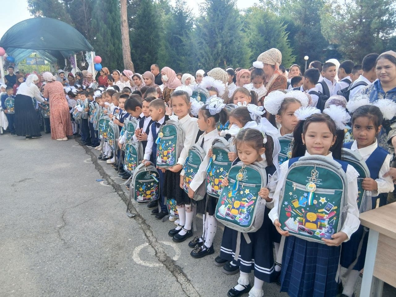 Maktablarda “Birinchi qo‘ng‘iroq” sadolari yangradi
