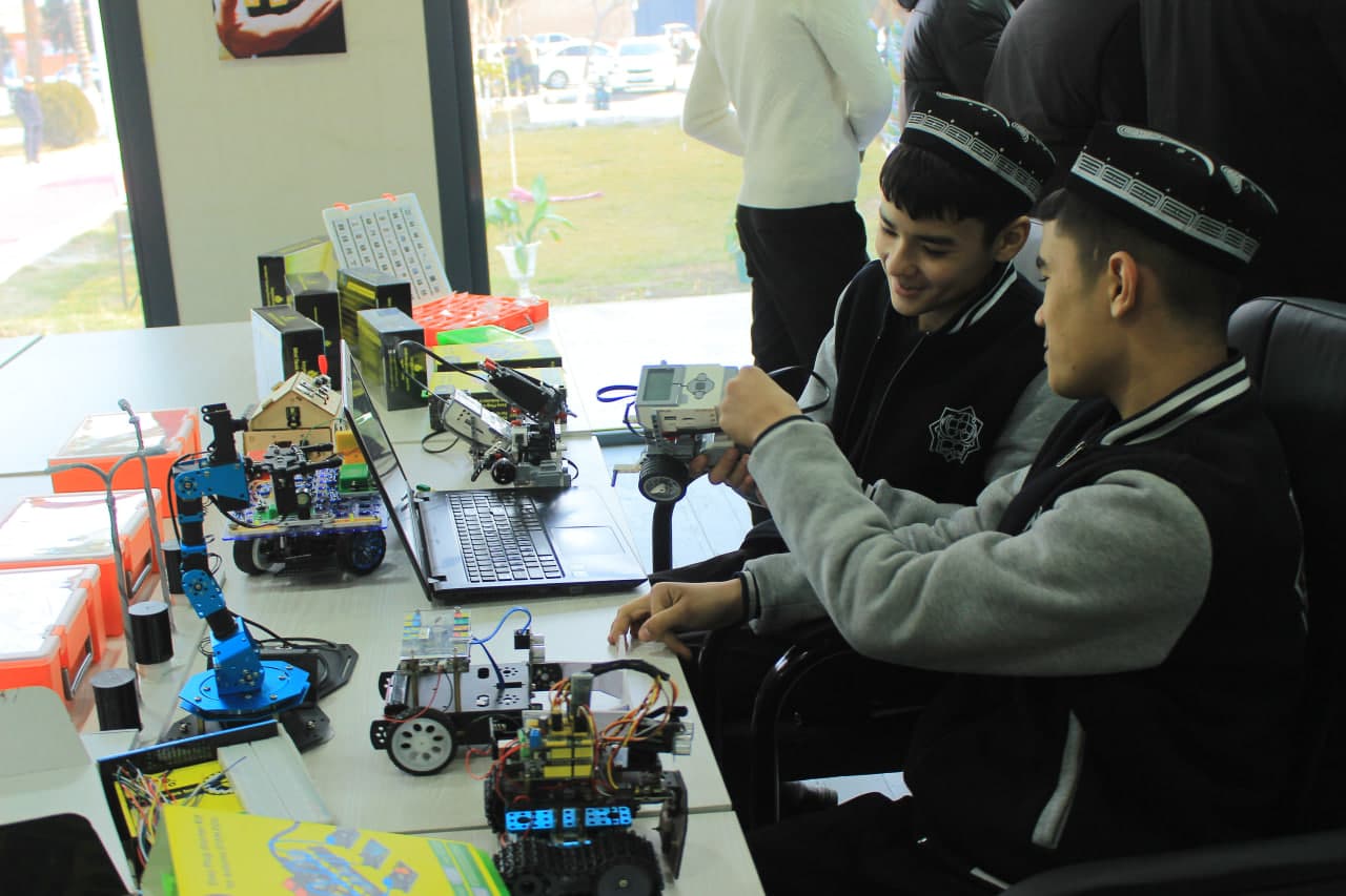 O‘zbekiston tumanida ish boshlagan “IT-shaharcha” yoshlarning taraqqiyot drayveriga aylanadi