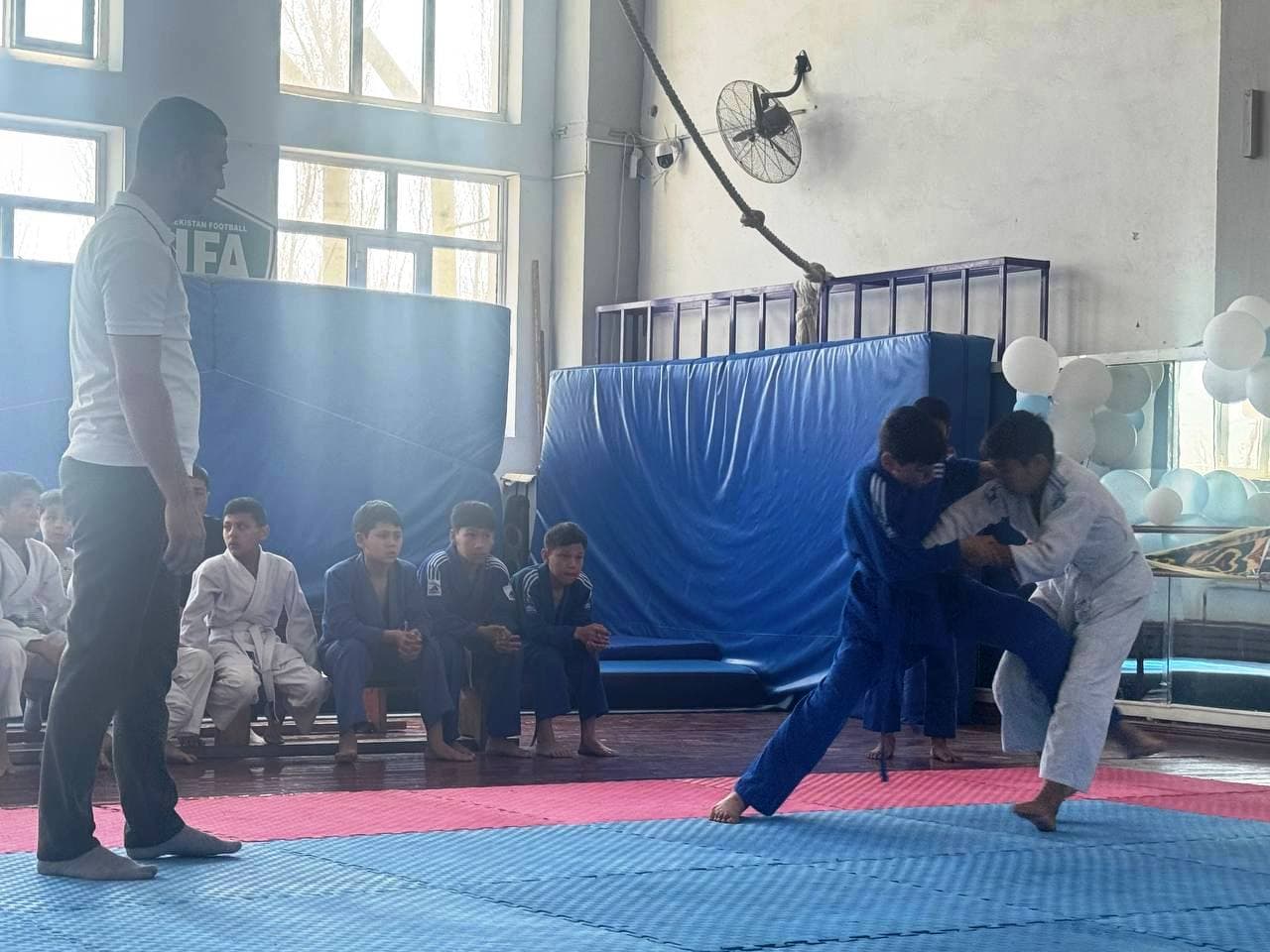 Yoshlar kuni: “Prezident olimpiadasi” sport musobaqalarining saralash bosqichi qizg‘in davom etmoqda