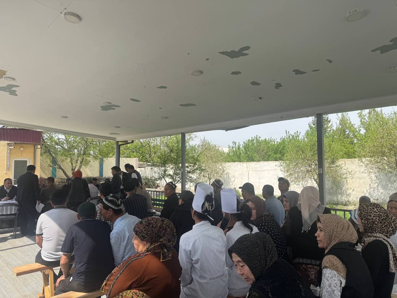Olis Komilcho‘li qishlog‘ida tuman hokimi va adliya boshqarmasi rahbariyatining sayyor qabuli bo‘lib o‘tdi