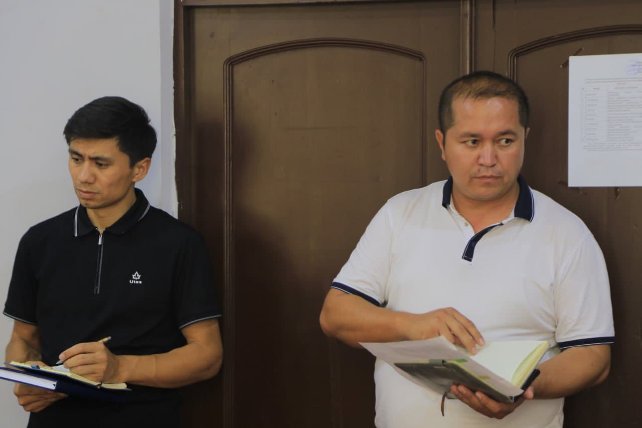 Tuman hokimi otaliqqa olingan yoshlarning muammolarini o‘rgandi