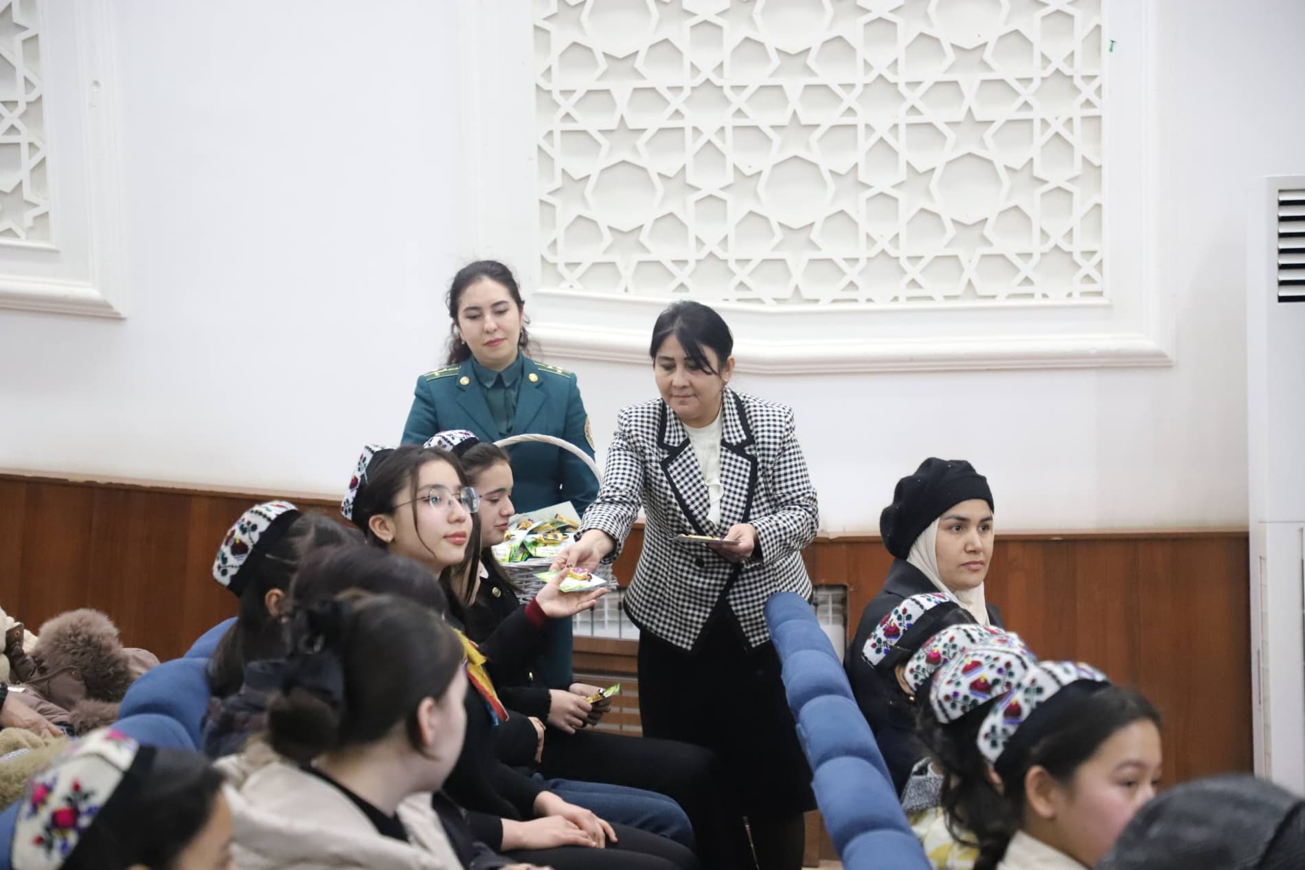 11 февраль – "Илм-фан соҳасидаги аёллар ва қизлар халқаро куни"