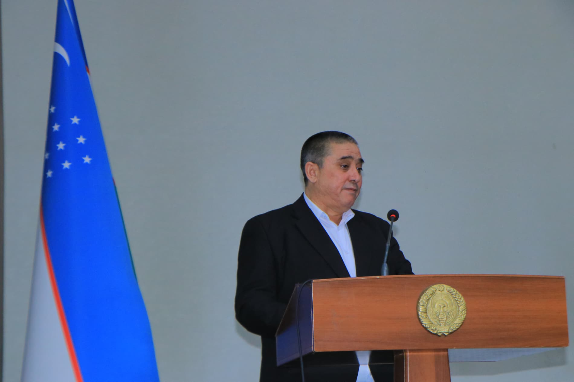 Sessiya ishida muhim masalalar muhokama qilindi