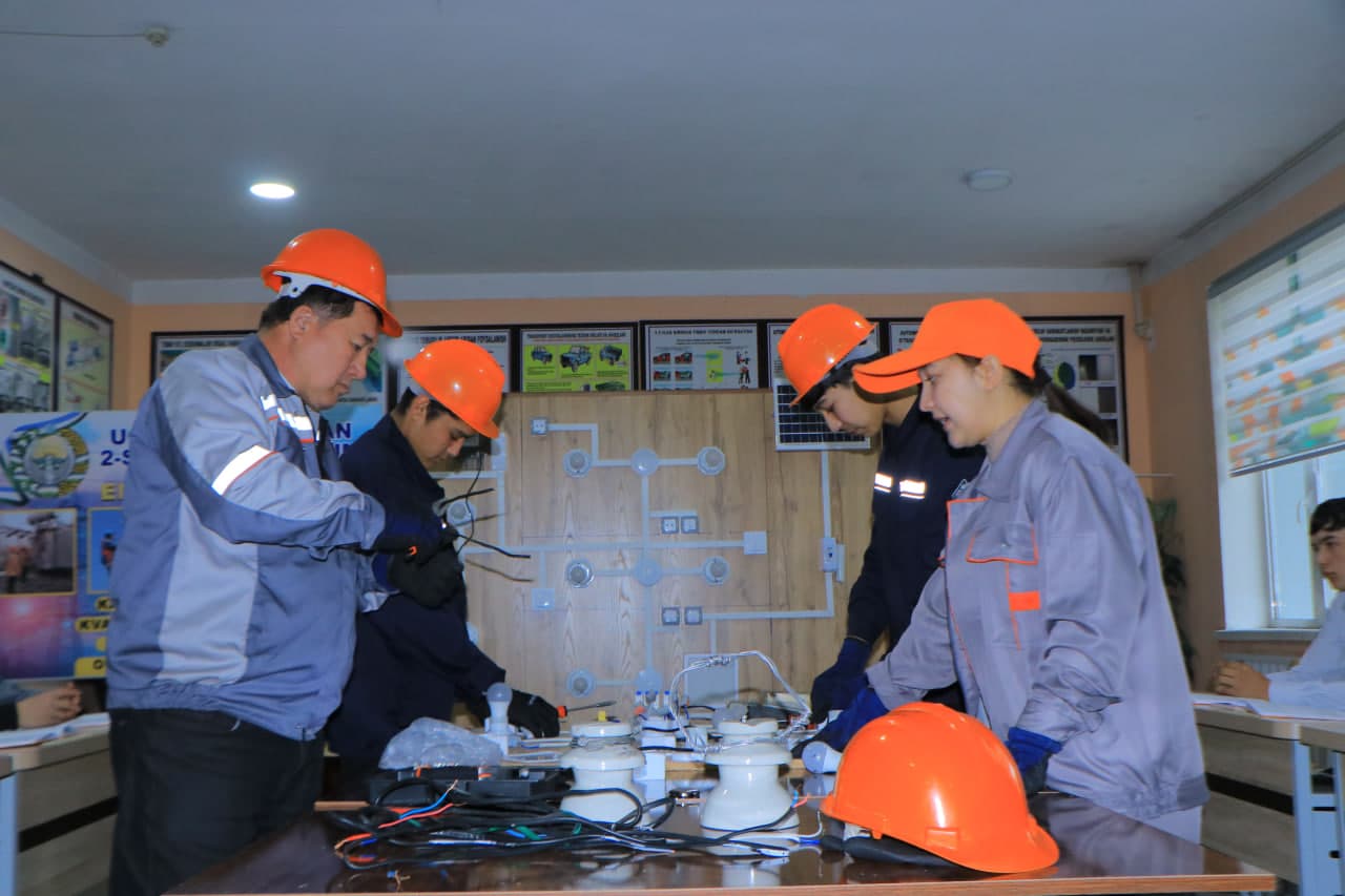 Shamolni zabt etgan ayol: Qo‘qonda energiya yaratayotgan fidoyi ustoz