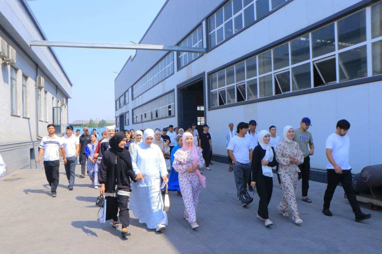 Yoshlar uchun bo‘sh ish o‘rinlari mehnat yarmarkasi o‘tkazildi