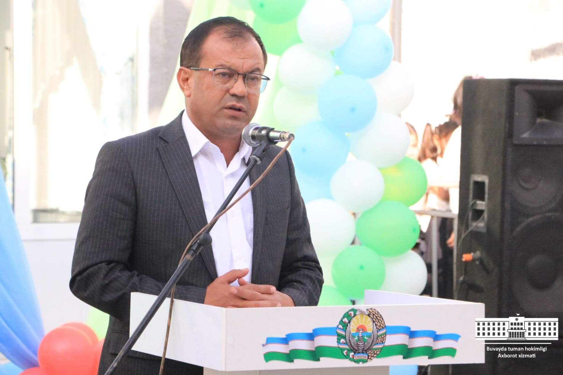 2025-2026 o‘quv yili boshlandi: Buvayda tumanidagi 33-maktabda birinchi qo‘ng‘iroq bayrami tantanali tarzda o‘tkazildi