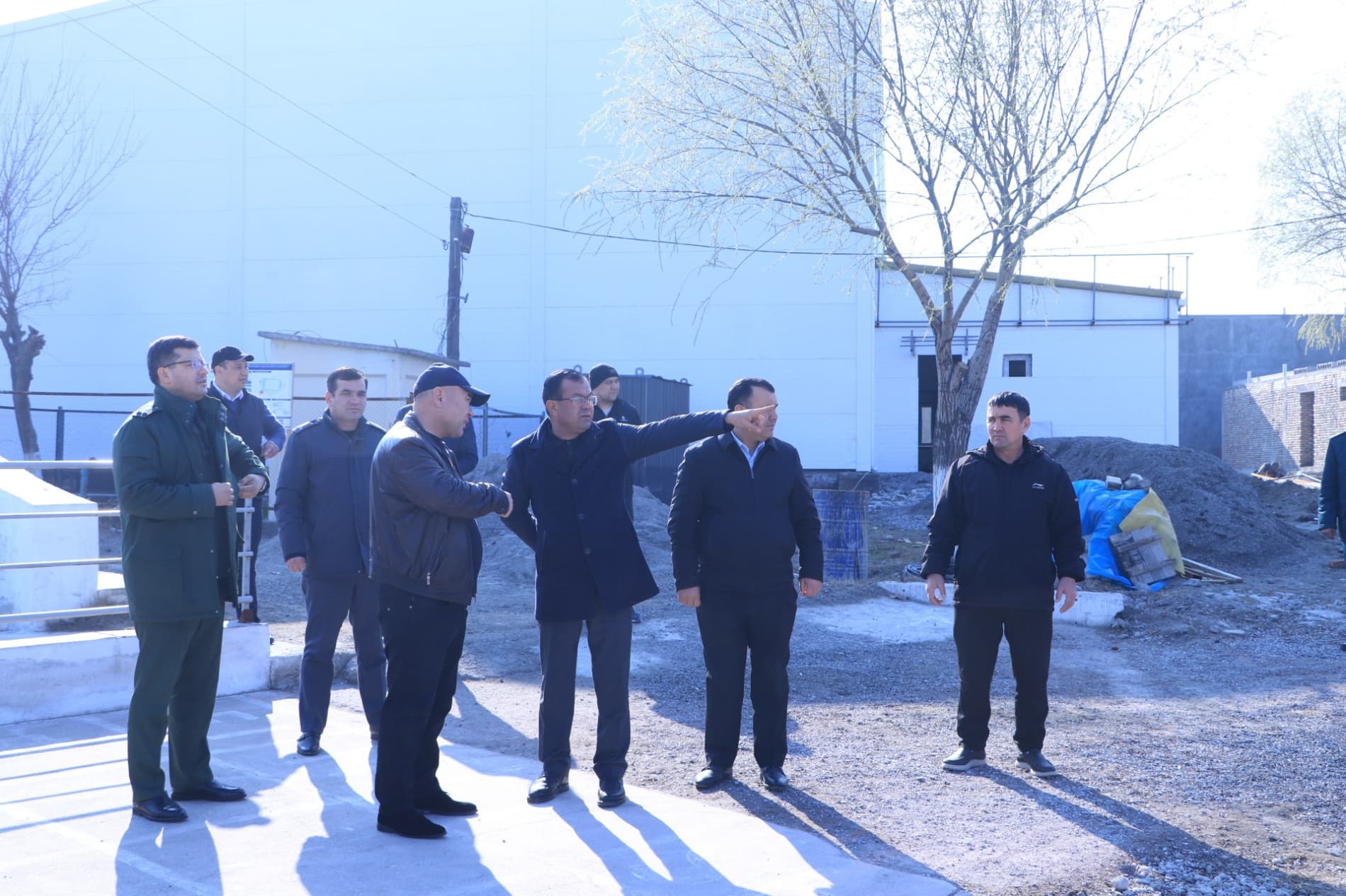 Buvayda tumanida sportchilar bilan uchrashuv va yangi sport inshootlarini tanishtirish tadbiri o‘tkazildi