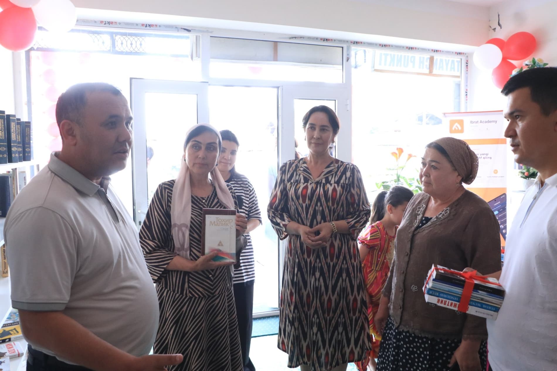 BUYUK IPAK YO‘LI MAHALLASIDA YANGI KUTUBXONA TASHKIL ETILDI