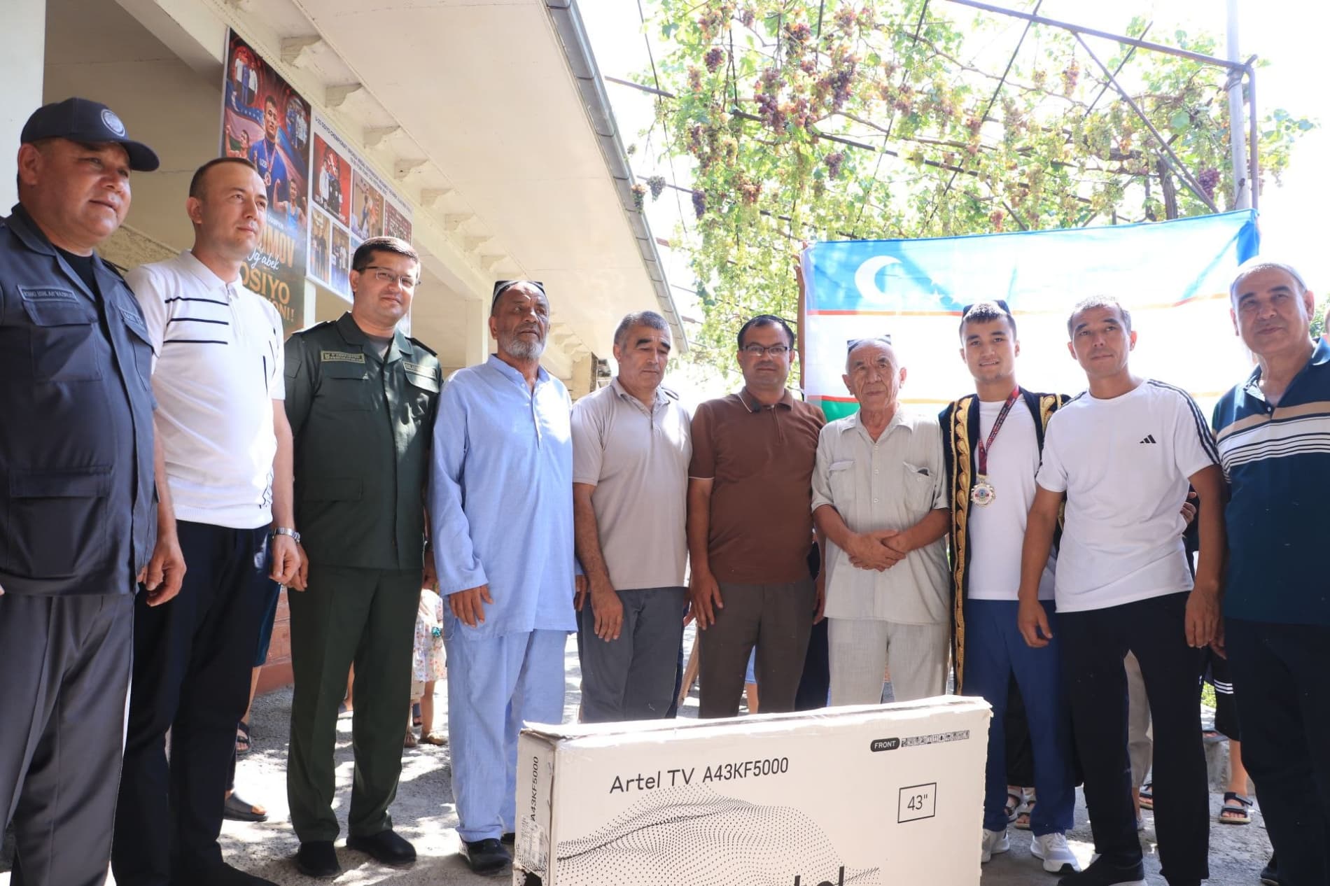Chempion bilan uchrashuv bo‘lib o‘tdi