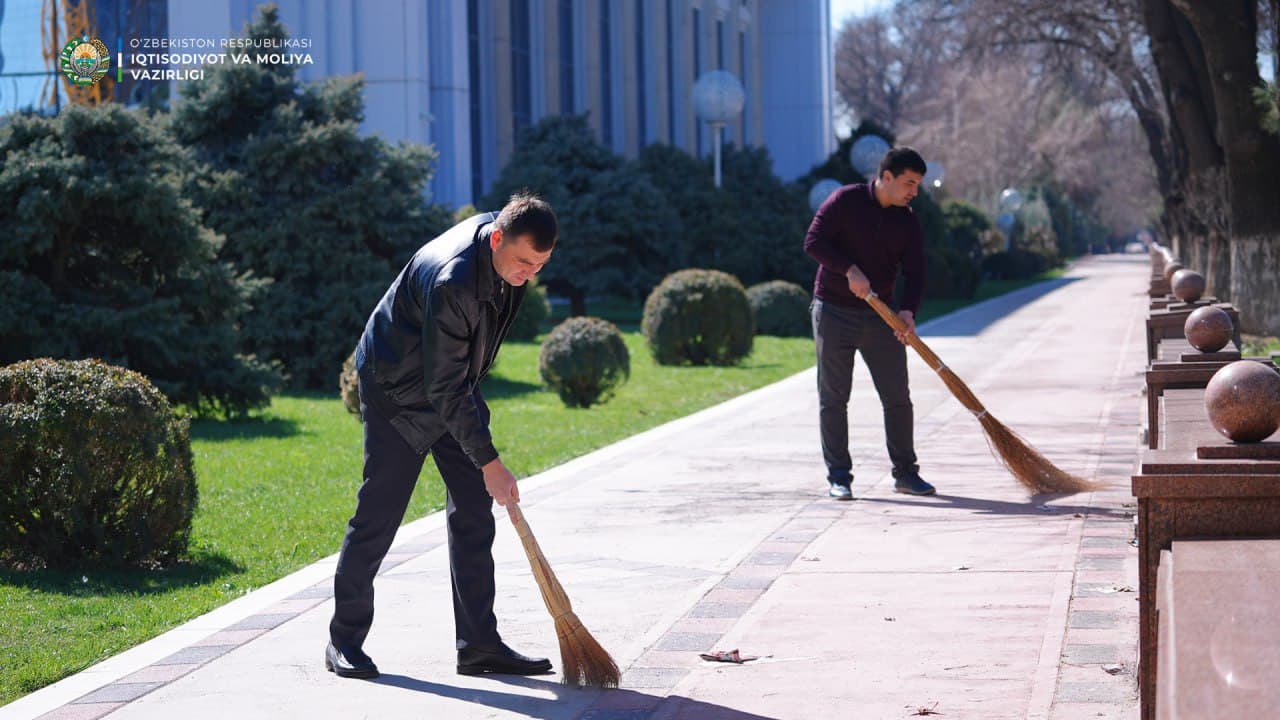 Бир жамоада бирлашамиз