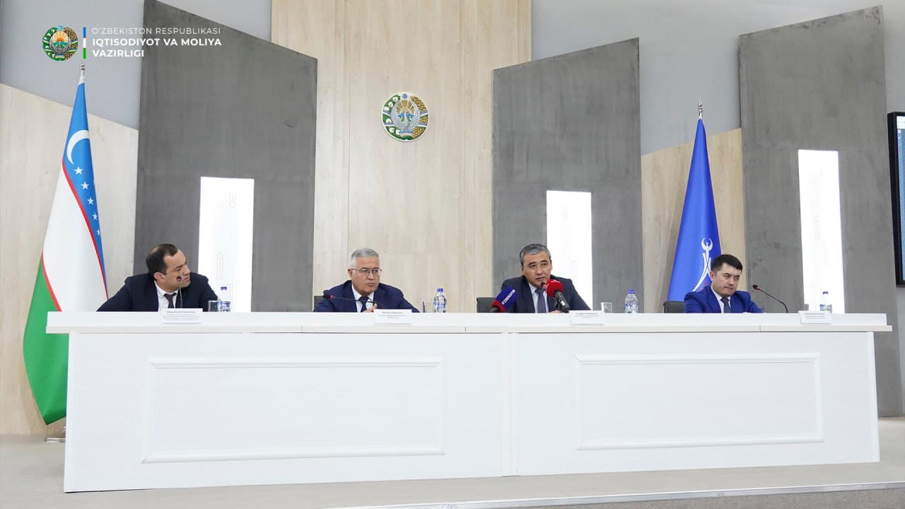 “2025-yil uchun O‘zbekiston Respublikasining Davlat budjeti to‘g‘risida”gi Qonuni loyihasi va Budjetnomaga bag‘ishlangan matbuot anjumani bo‘lib o‘tdi.