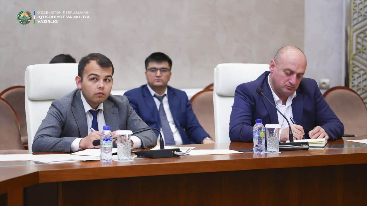 A meeting with representatives of the International Monetary Fund was held