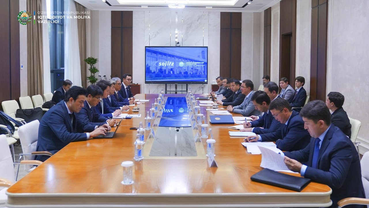 Views were exchanged on areas of cooperation with representatives of the Japanese Sojitz Corporation
