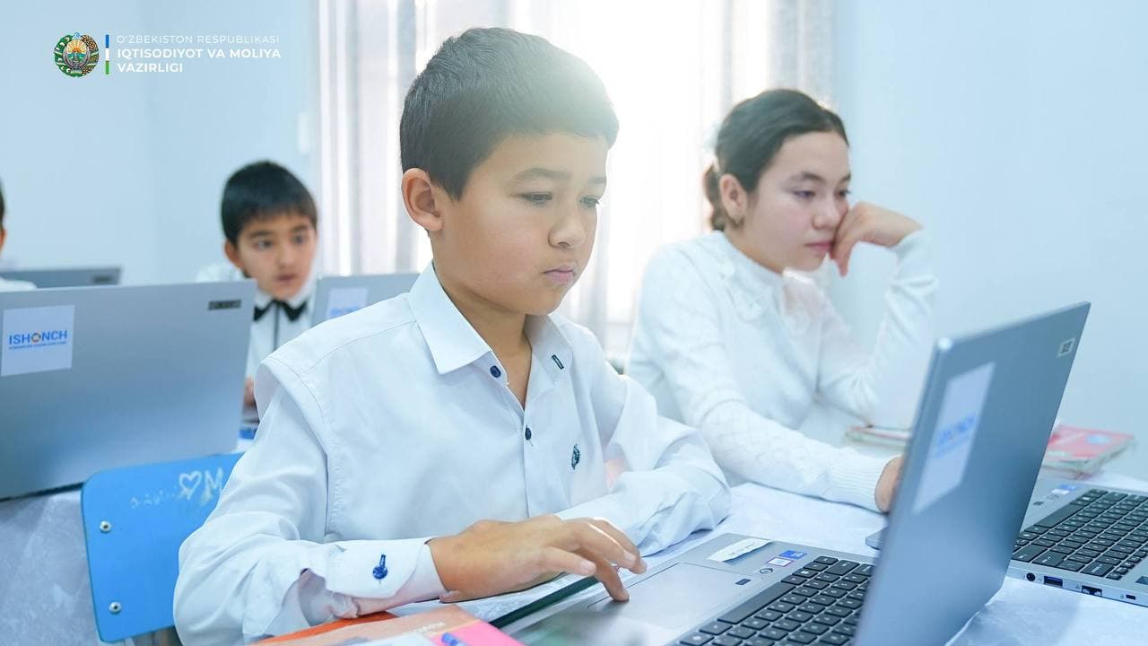 Press conference and media tour in Bukhara present outcomes of digital and inclusive education projects implemented with the support of the Ishonch Fund