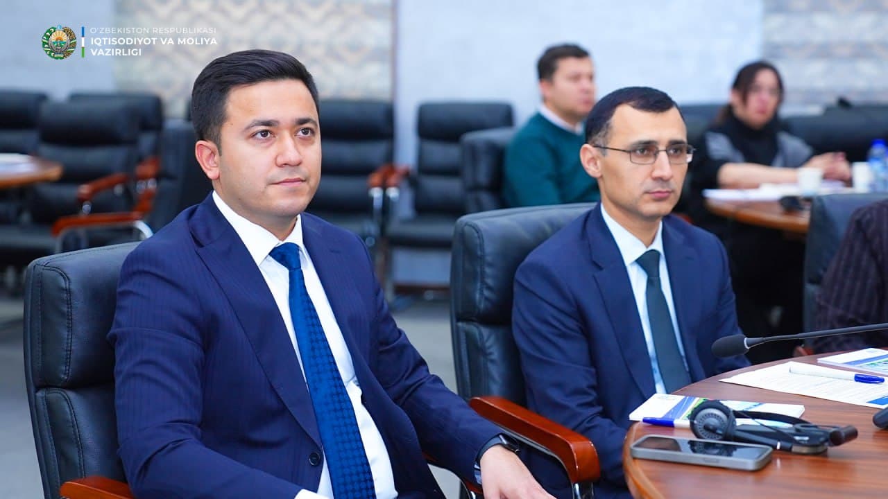 A training and practical seminar titled “Review of Budget Submissions” is being held