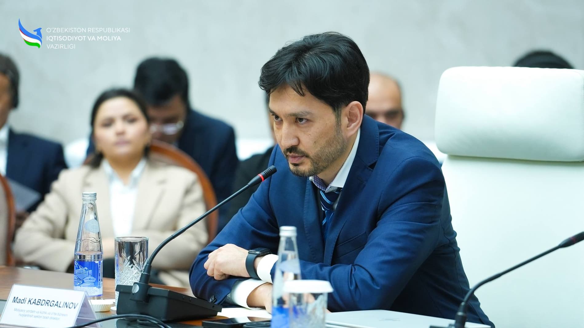 A roundtable discussion was held on the development of small and medium-sized businesses and increasing employment in Uzbekistan