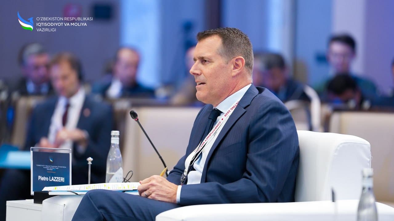 Aspects of regional cooperation, private sector investment, and open trade were discussed