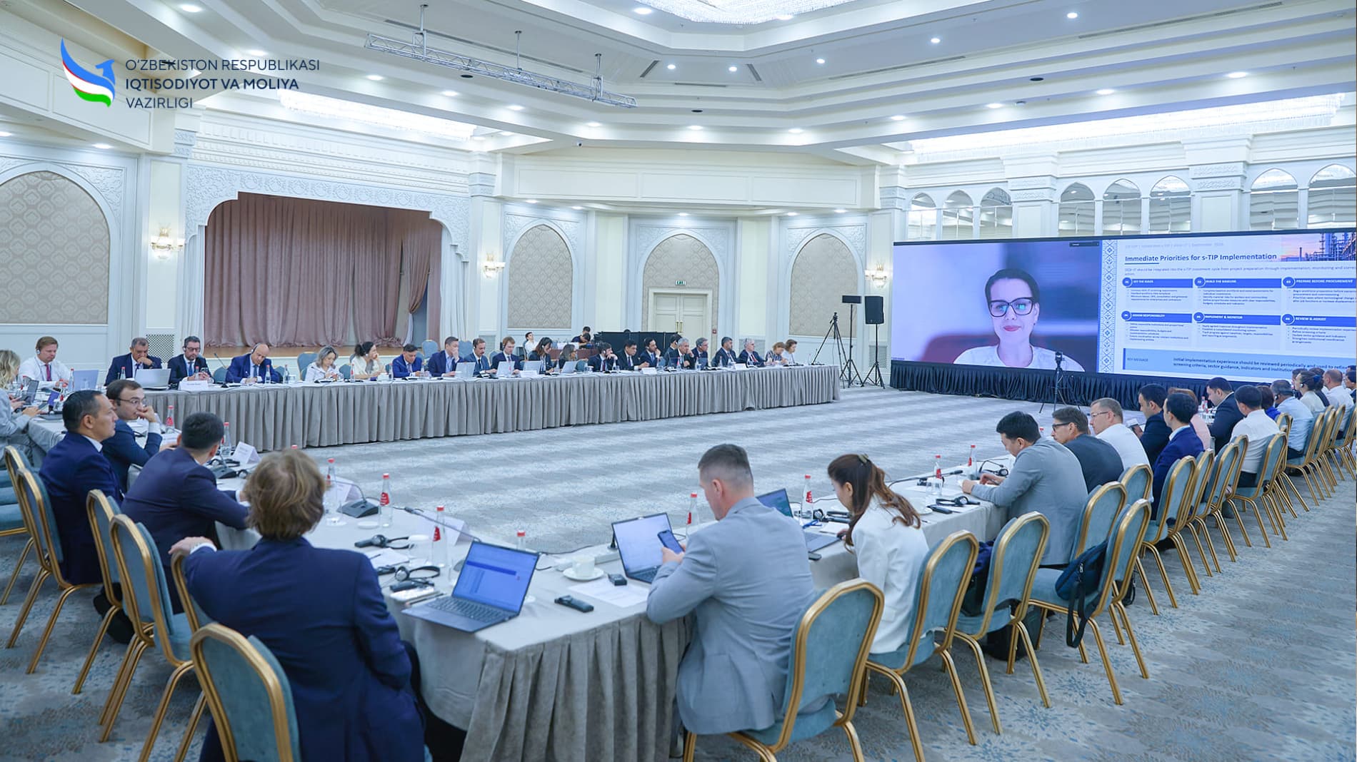 Sanoatni dekarbonizatsiya qilish dasturi: O‘zbekiston investitsiya rejasini yakunlash bosqichiga o‘tdi