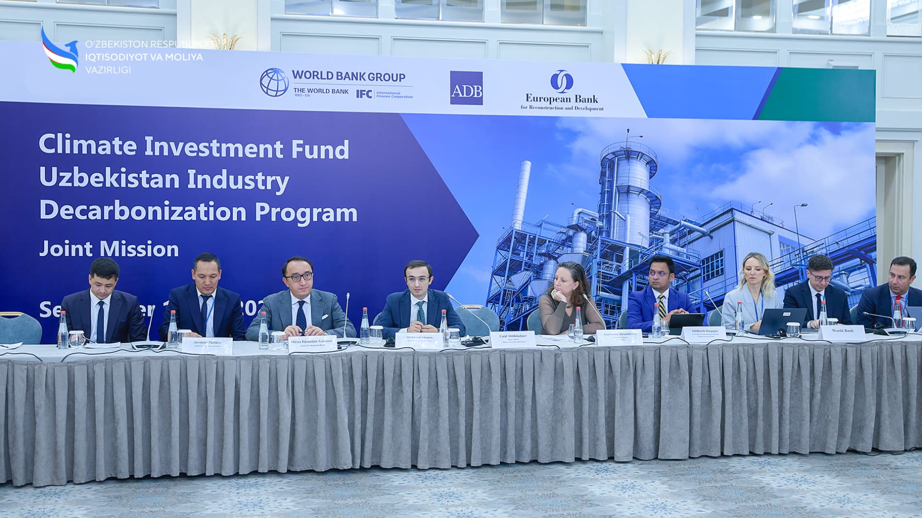 Sanoatni dekarbonizatsiya qilish dasturi: O‘zbekiston investitsiya rejasini yakunlash bosqichiga o‘tdi