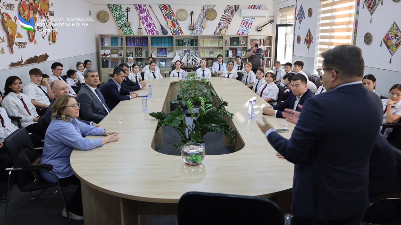A Roundtable Discussion on the Exchange of Experience in Participatory Budgeting Was Held