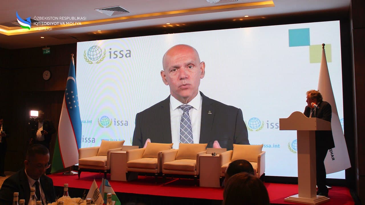Samarqandda pensiya tizimlari kelajagiga bağişlangan xalqaro konferensiya taşkil etildi