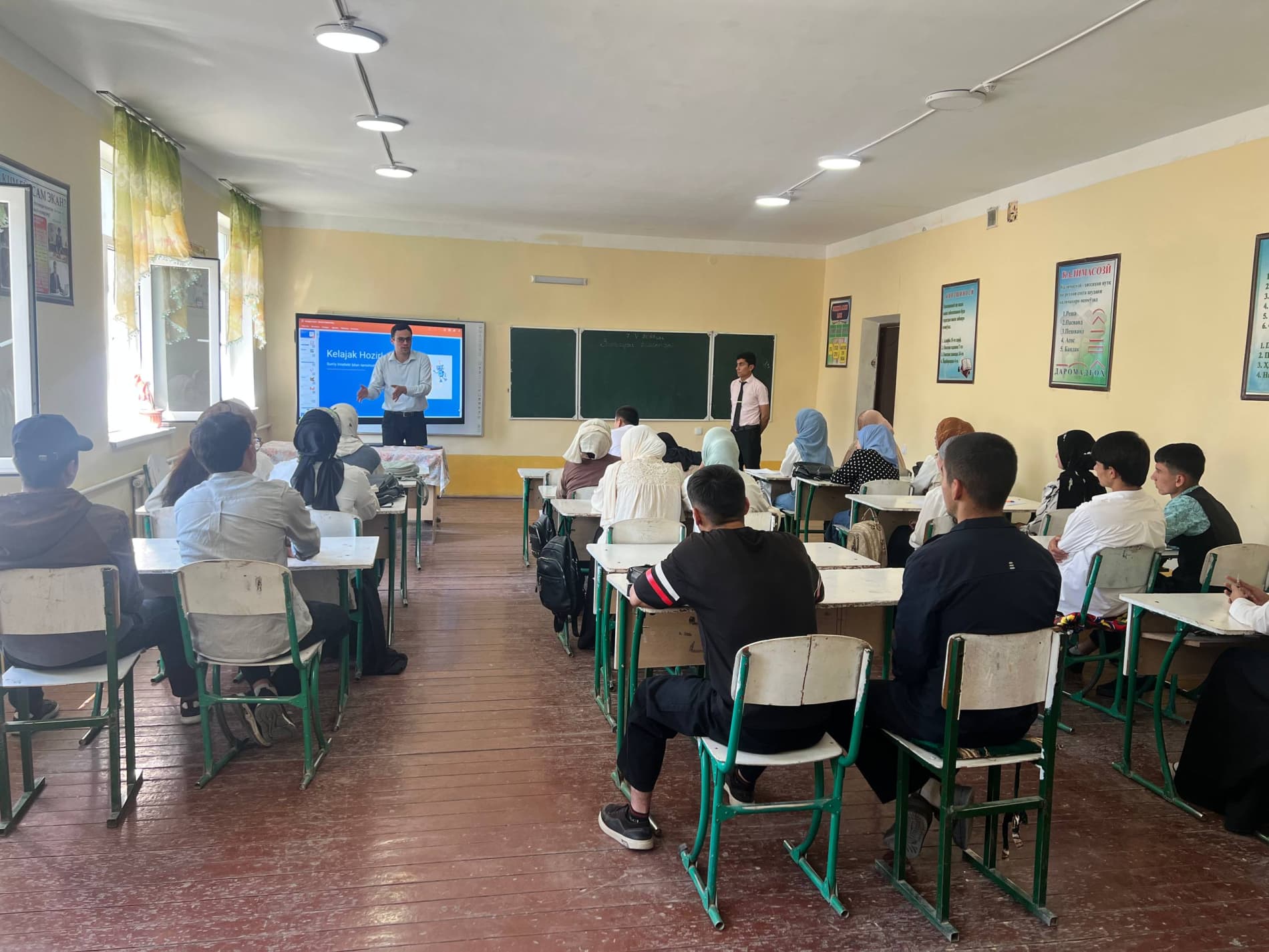 💡 “KELAJAK HOZIR”: YOShLAR UCHUN SEMINAR TASHKIL ETILDI