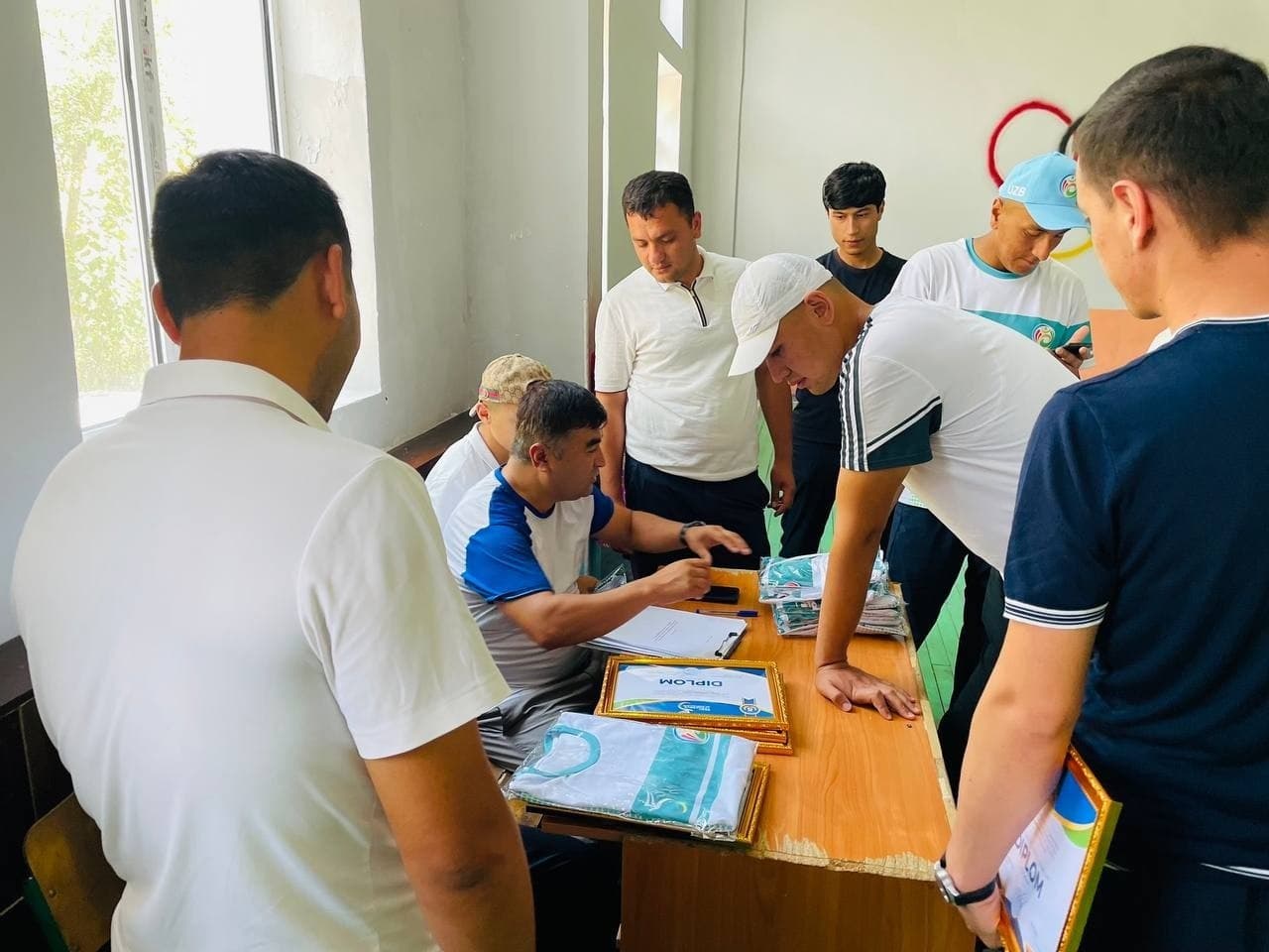 🏓 “Besh tashabbus” olimpiadasi doirasida stol tennisi bo‘yicha tuman bosqichi o‘tkazildi