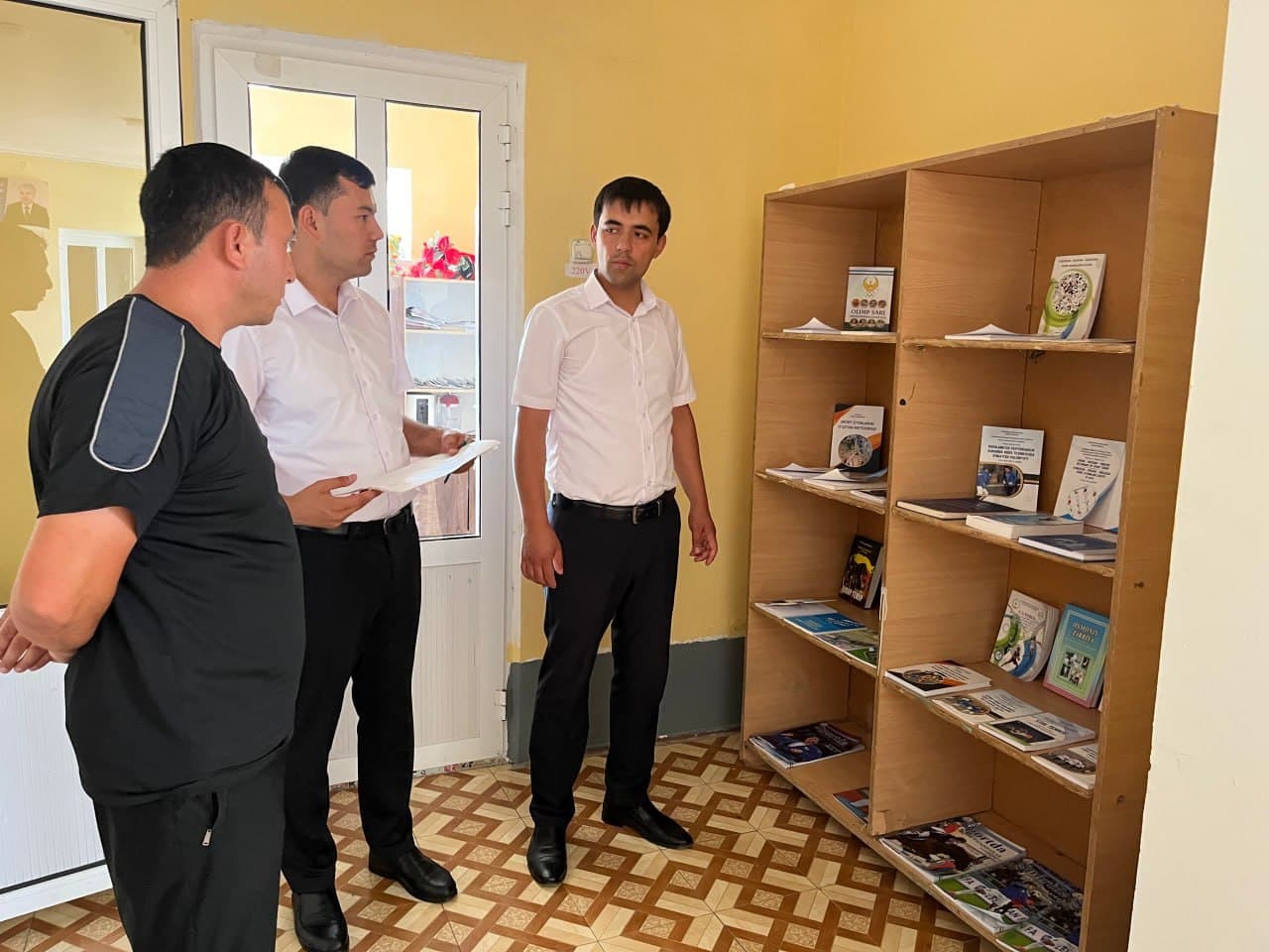📌 Davlat tili me’yorlariga rioya etish va davlat ramzlari holati o‘rganildi